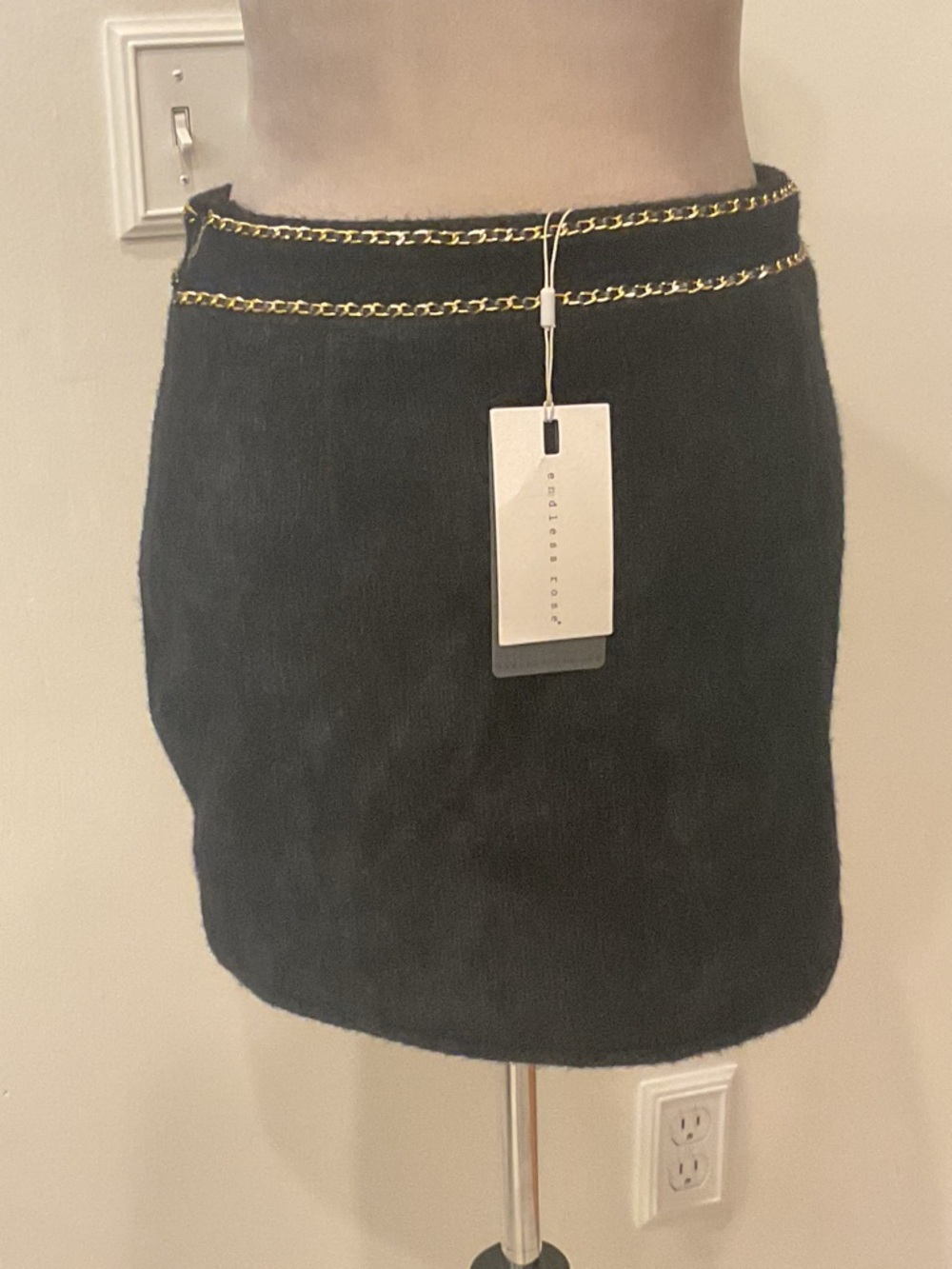 Endless Rose Black Mini Skirt with Gold Chain Waist - Picture 8 of 12